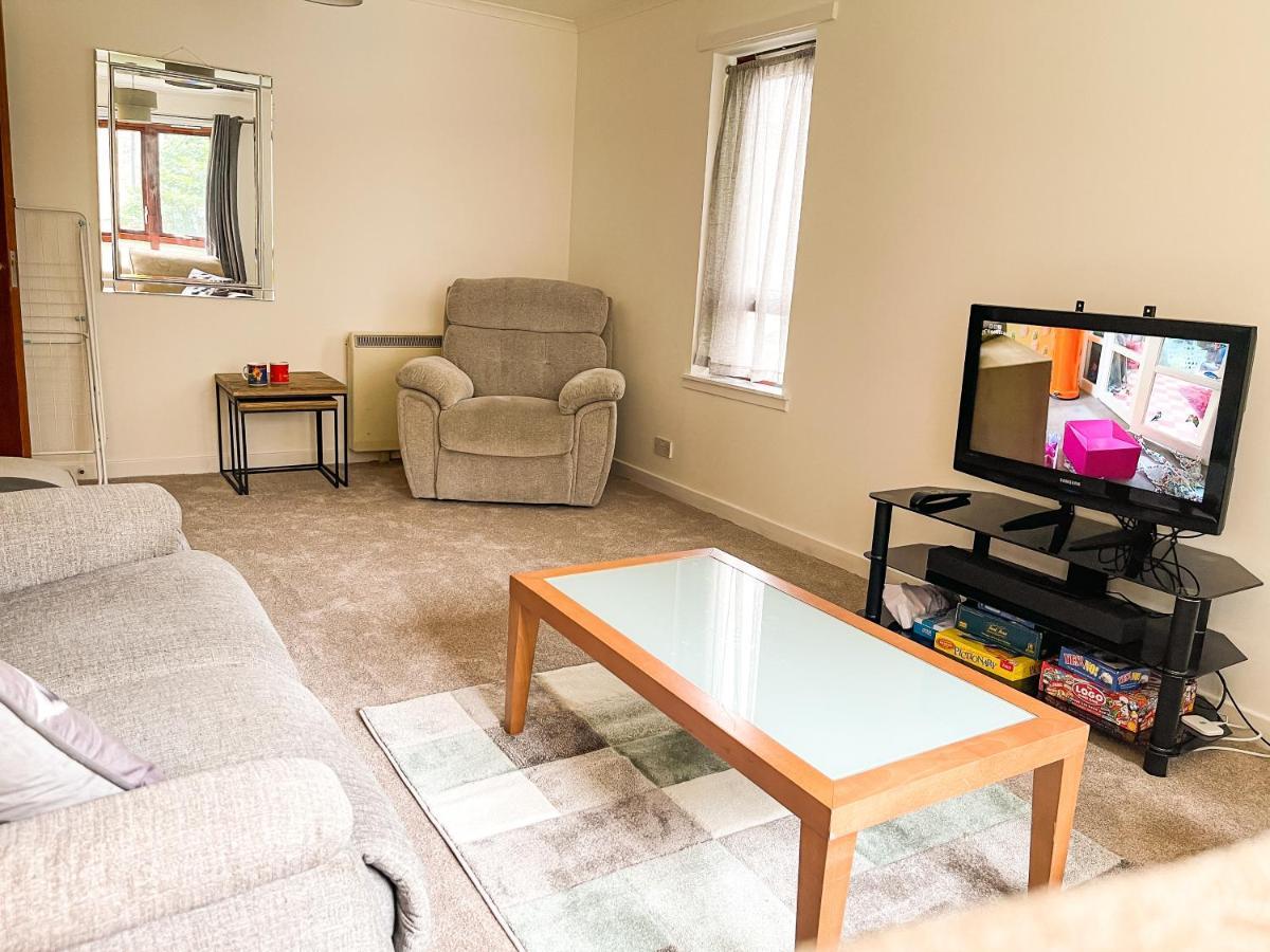 Spacious, Central And Newly Decorated Apartment 爱丁堡 外观 照片